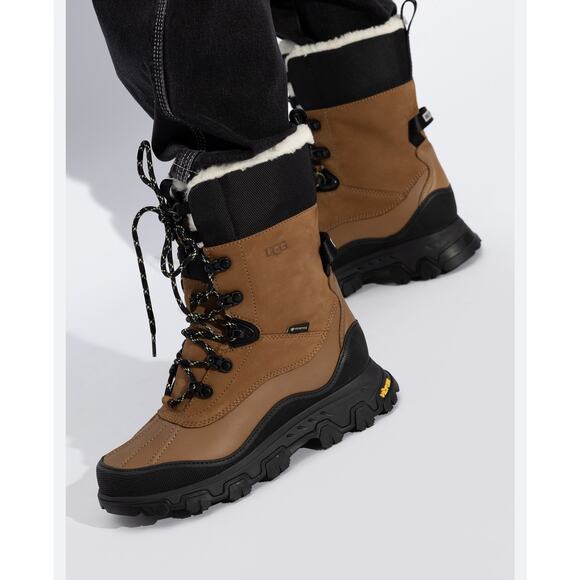 UGG Adirondack Meridian Gore-Tex Boots Chestnut Size 7 Womens $400 NEW - Picture 1 of 6